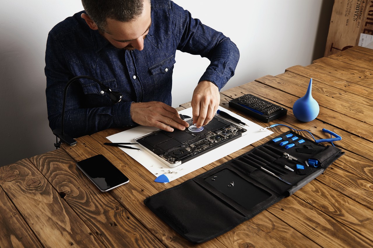 Service Laptop 2 Service Laptop 2